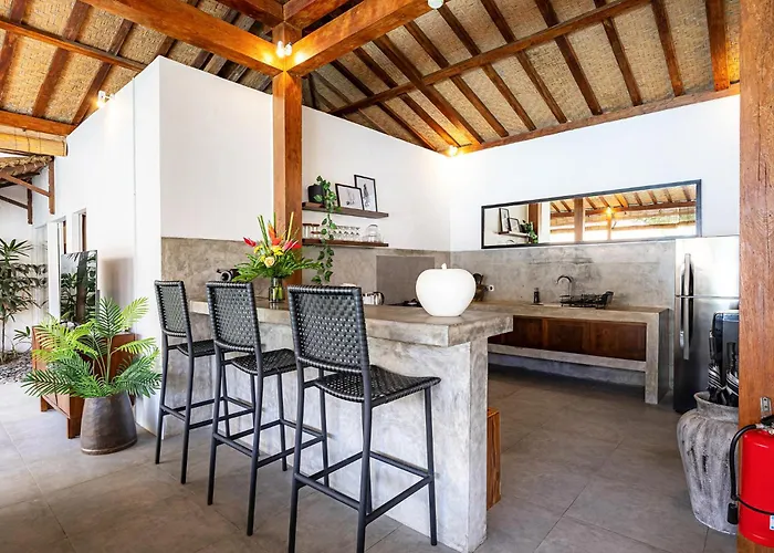 Villa Gladak By Optimum Bali, Oberoi, Walk To