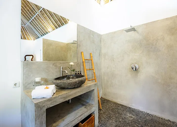 Villa Gladak By Optimum Bali, Oberoi, Walk To Seminyak